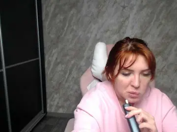 Regimasmile  live sex cam