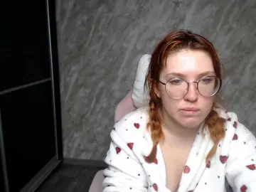 Regimasmile  live sex cam