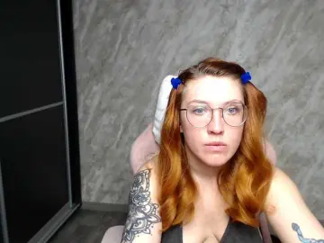 Regimasmile  live sex cam