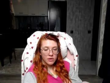 Regimasmile  live sex cam