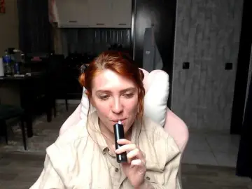 Regimasmile  live sex cam