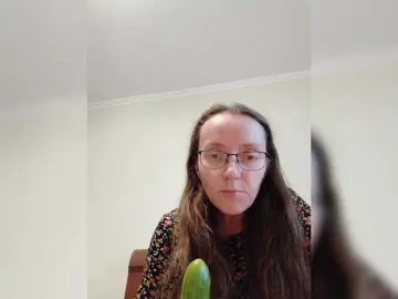 Warm-Nuar  live sex cam