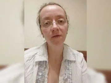 Warm-Nuar  live sex cam