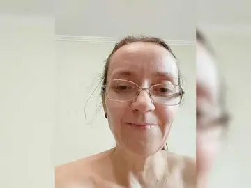 Warm-Nuar  live sex cam