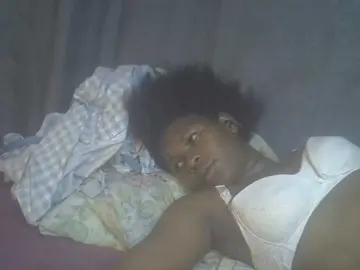 Cute-faizah  live sex cam