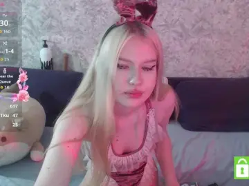 Doggy-uwu1  live sex cam