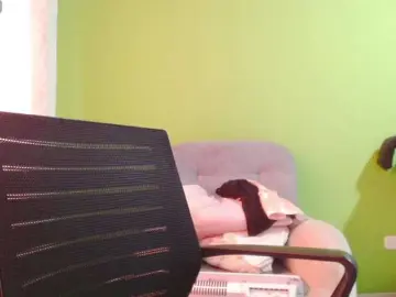 Honey21  live sex cam