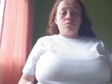 Honey21  live sex cam