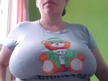 Honey21  live sex cam
