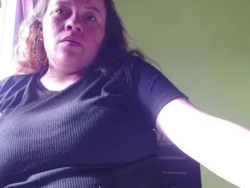 Honey21  live sex cam