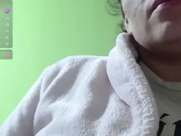 Honey21  live sex cam