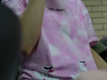 Nicolestarkey  live sex cam