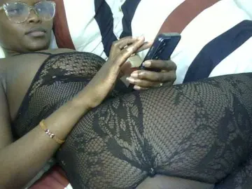 Ebonysonya2  live sex cam