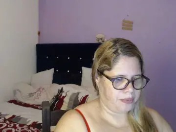 ElizabethTaylor8  live sex cam