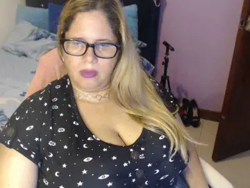 ElizabethTaylor8  live sex cam