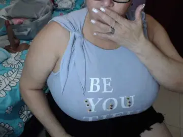 ElizabethTaylor8  live sex cam