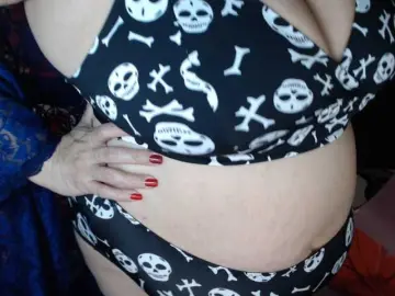 ElizabethTaylor8  live sex cam