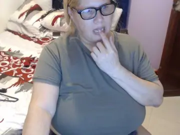 ElizabethTaylor8  live sex cam