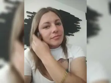 Ellazo  live sex cam