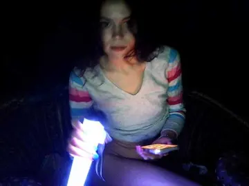 Honeykrisspussy  live sex cam
