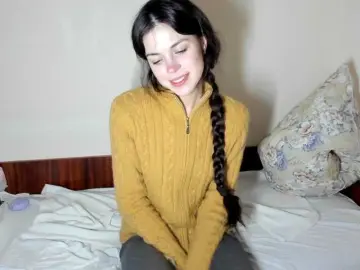 Honeykrisspussy  live sex cam