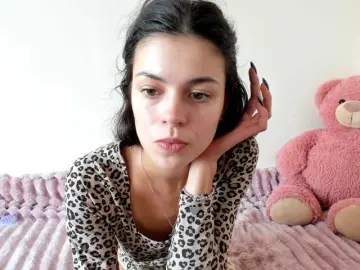 Honeykrisspussy  live sex cam