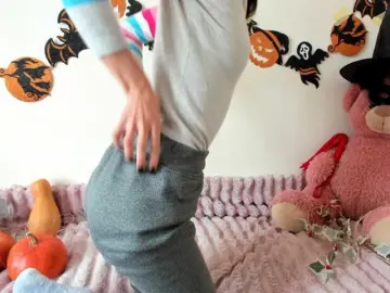 Honeykrisspussy  live sex cam