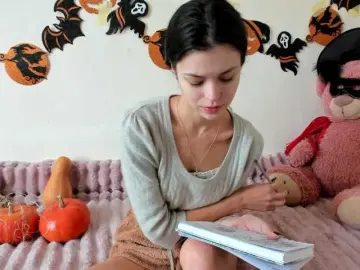 Honeykrisspussy  live sex cam