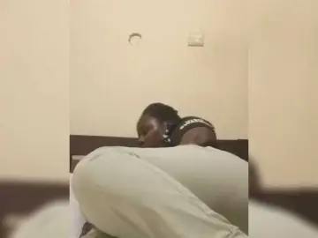 HotpussyF  live sex cam