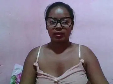 Imanoellah  live sex cam