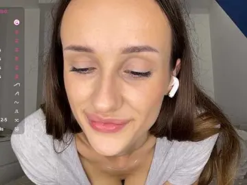 KrystenVazzana  live sex cam