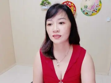 Merio69  live sex cam