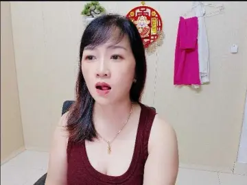 Merio69  live sex cam