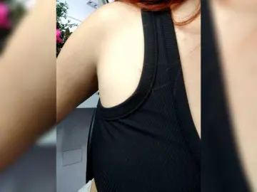 AliceHills  live sex cam