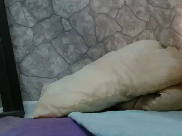 Alida-2  live sex cam