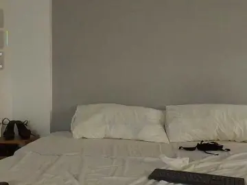Bella-J  live sex cam