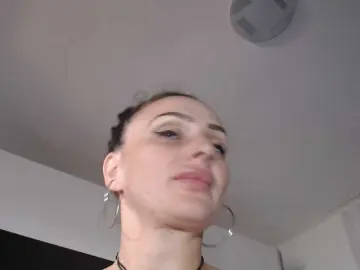Caramellaa  live sex cam