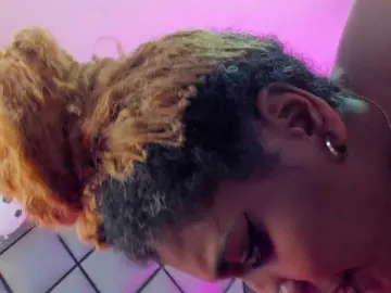 Ella-kelly  live sex cam