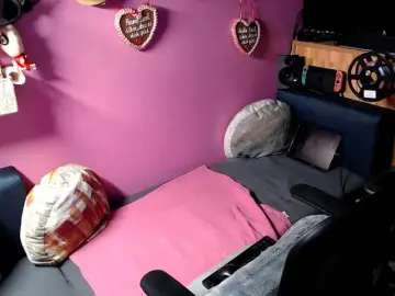 Sexymelli18  live sex cam