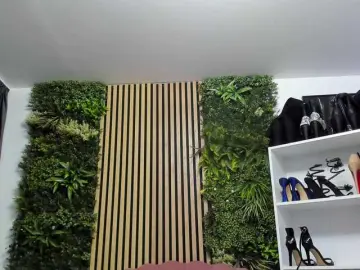 Sweetcherry30  live sex cam