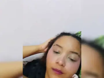 Milanxbunny333  live sex cam