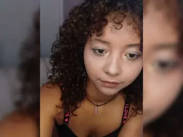 Milanxbunny333  live sex cam