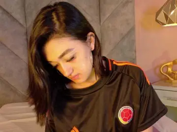 LeahSaenz  live sex cam