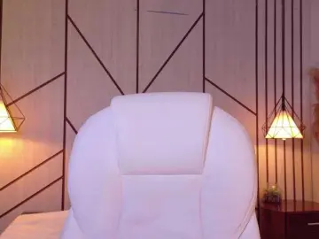 LeahSaenz  live sex cam