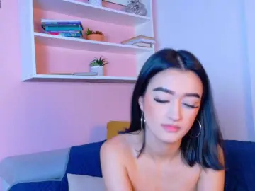 LeahSaenz  live sex cam