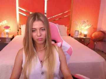 LoveeDove  live sex cam