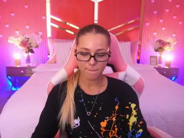 LoveeDove  live sex cam