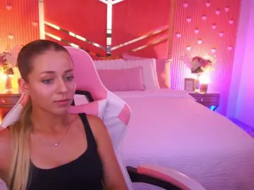 LoveeDove  live sex cam