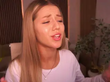 LoveeDove  live sex cam