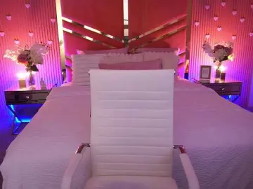 LoveeDove  live sex cam